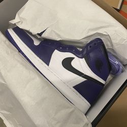 Air Jordan 1 Retro High Court Purple 2.0 Size 6y $330