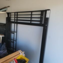 Bunk Bed   Full Size 