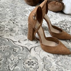 Women’s shoes size 7