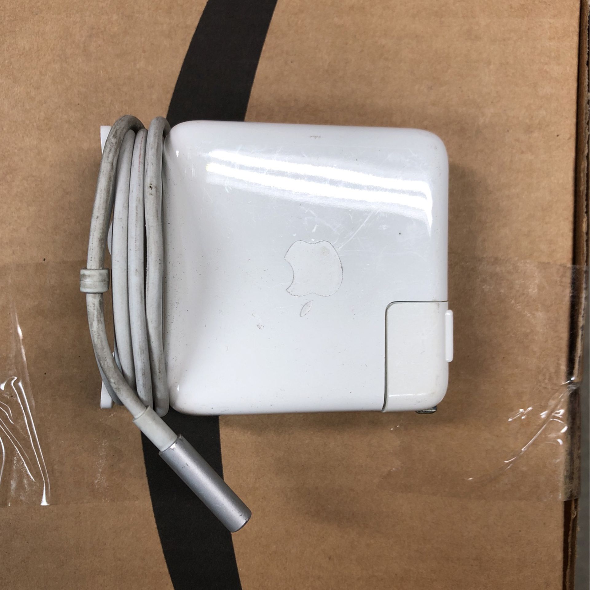 Apple MacBook Pro 13” 15” MagSafe Charger 60w
