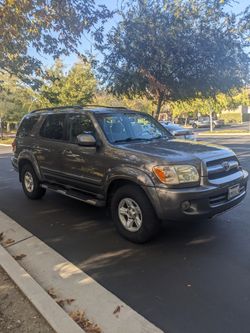 2005 Toyota Sequoia