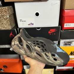 Adidas Yeezy MX Cinder Foam Runner size 12 USED 