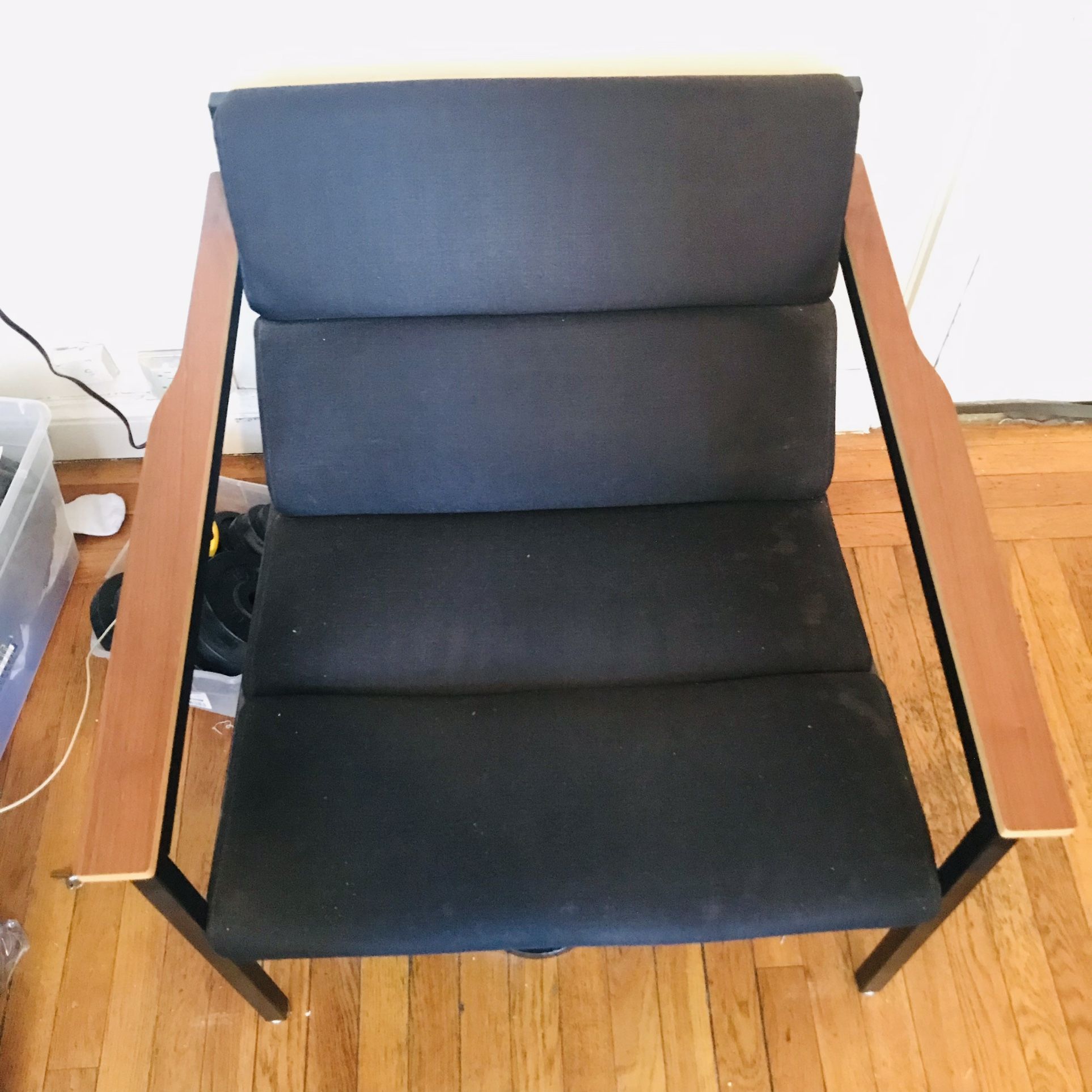 Gus Modern Halifax Chair 