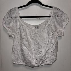 American Eagle Cropped Eyelet Blouse