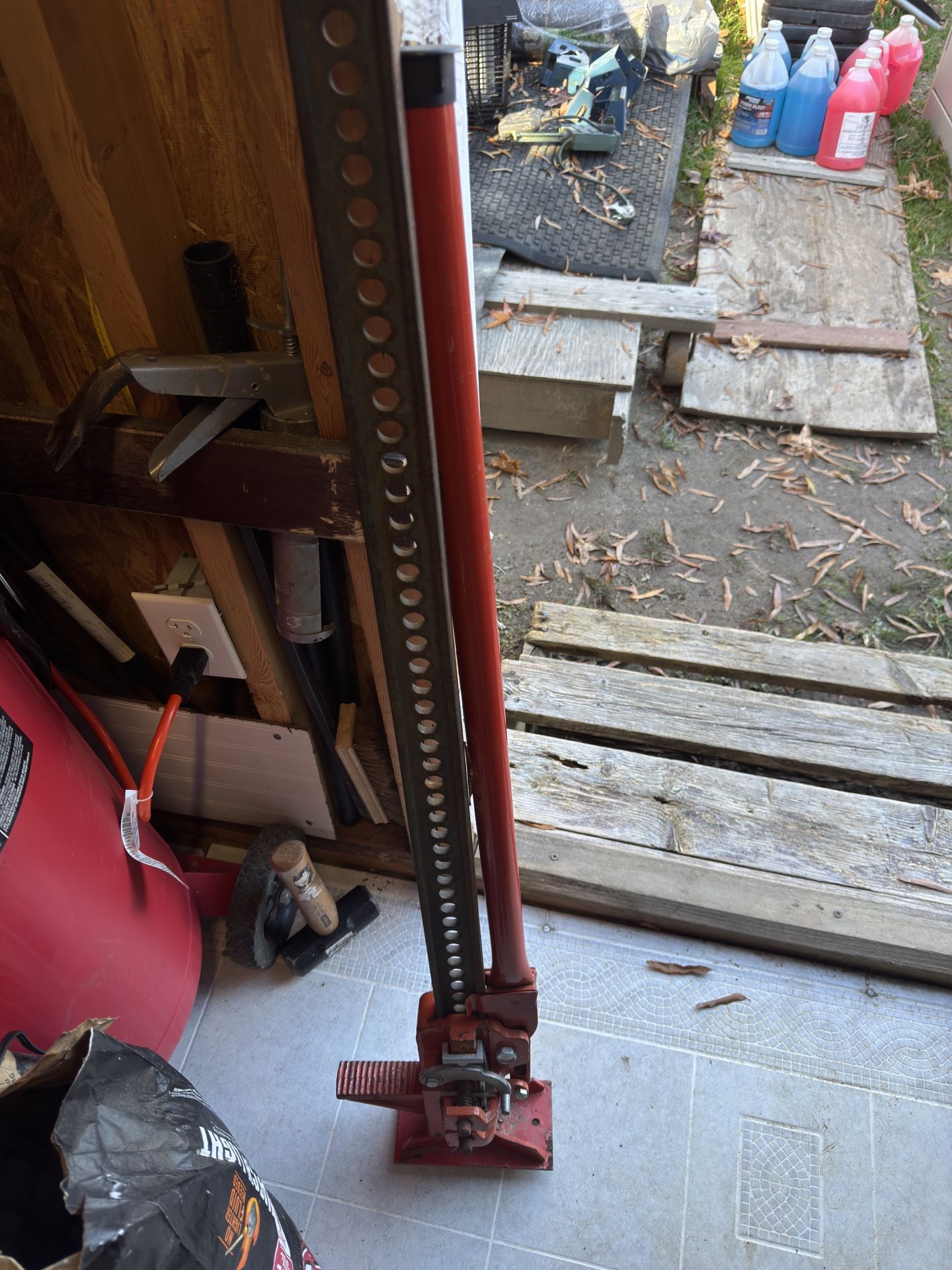 Farm Jack / Jack Post Remover 