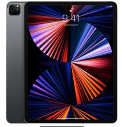 iPad Pro 12.9” (5th Gen) • 256GB • Excellent Condition • Unlocked • M1 Chip