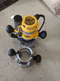 DeWalt router
