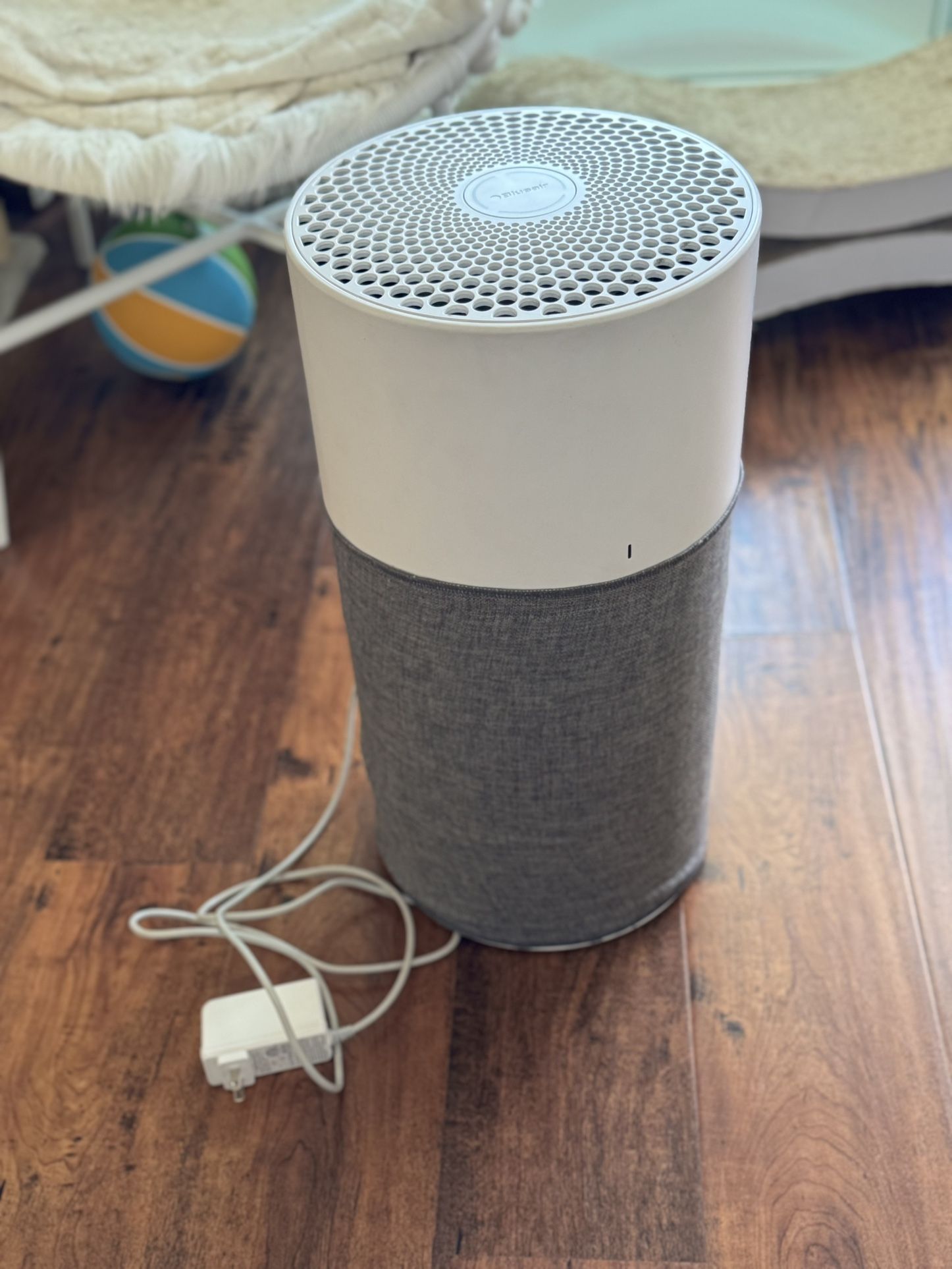 BLUEAIR Air Purifier - Medium Room