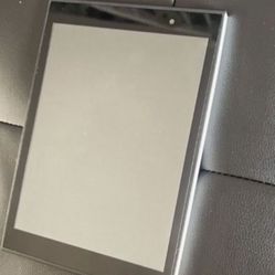 Le Pan 8’ Silver Tablet Excellent Condition 