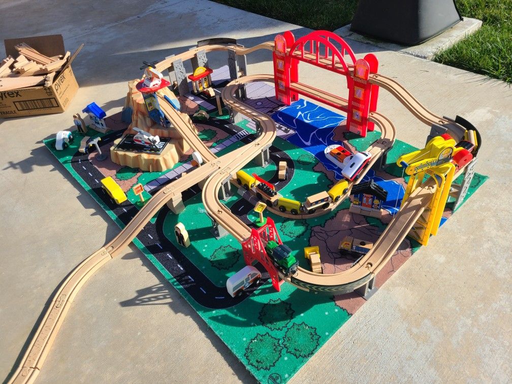 AWESOME Custom KidKraft Metropolis Kids Train Set