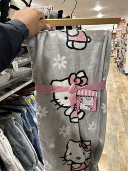 Hello Kitty Blanket 