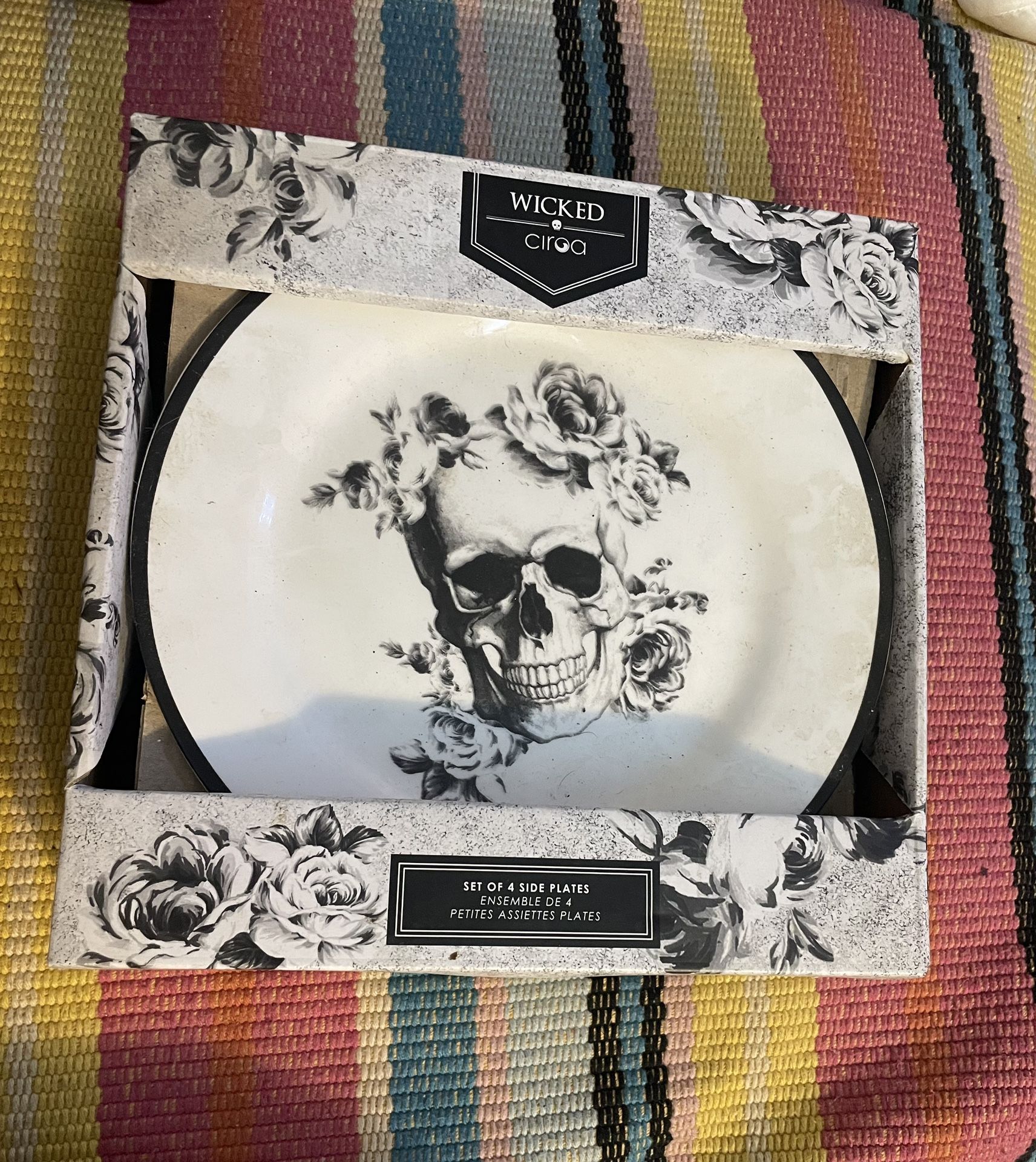 Ciroa Wicked Skull w/ Flowers 8” side Plates (x4) Bone China - NEW