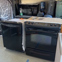 Stove, Dishwasher, And Microwave