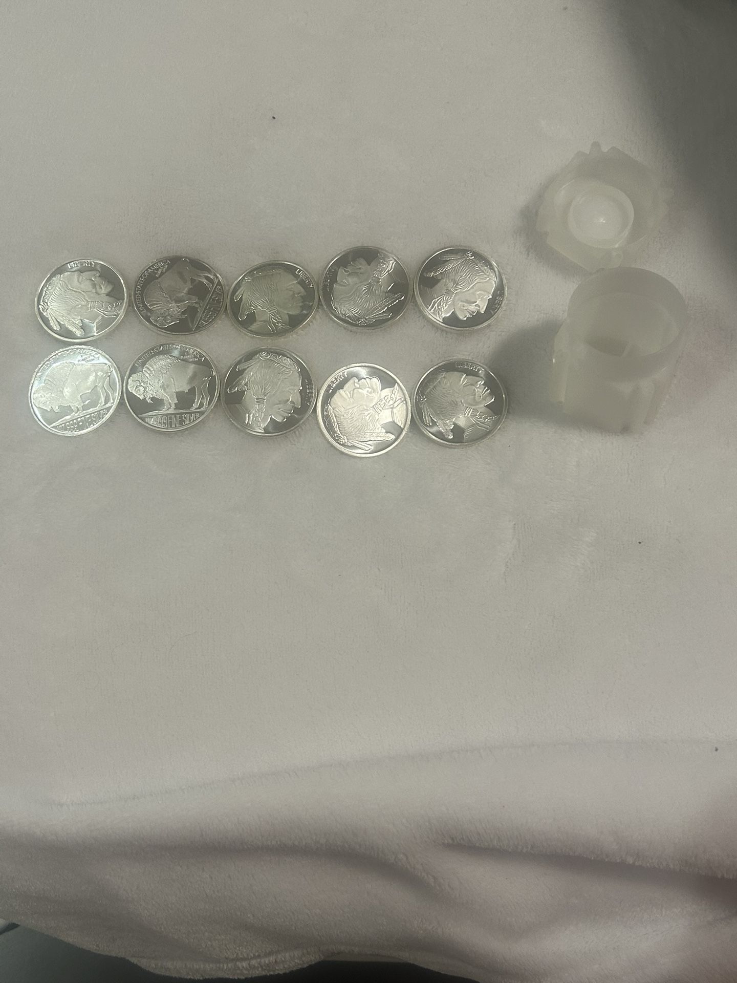 10 1OZ Troy Silver Coins. Buffalo. 
