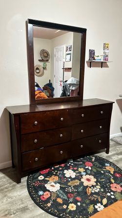 Dresser dark oak color
