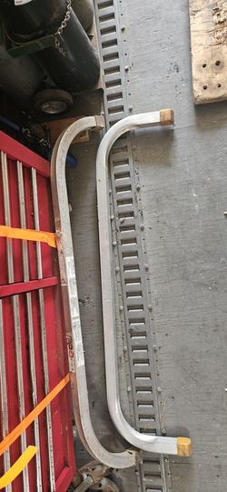 Ladder Stabilizer Only 1