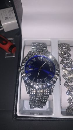 Watch and bracelet plus two chains