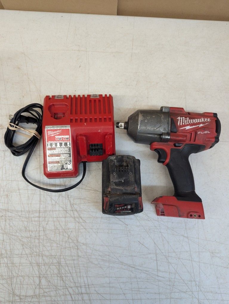 Milwaukee 2767-20 18V 1/2" Square Ring Impact Wrench With 5.0AH Battery Charger 
