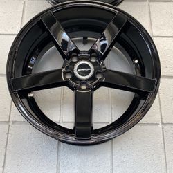 18” Strada Wheels 