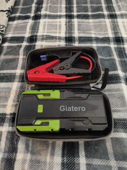 Giatero Portable Car Jump Starter