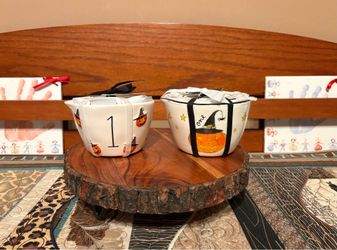 Rae Dunn Fat Jack Measuring Cups