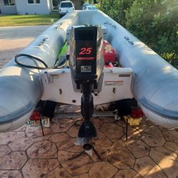 25hp Mercury Outboard 2 Stroke