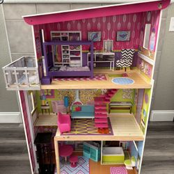 Kidkraft Dollhouse
