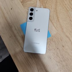 Samsung S22 128gb. Unlock Any Sim