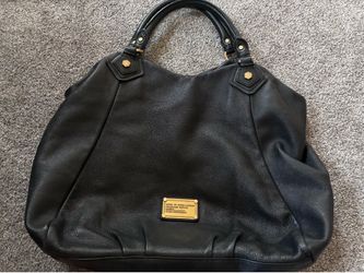 Marc Jacob’s purse standard