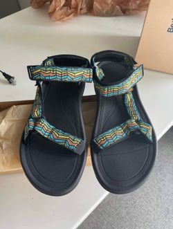Tevas (men’s 10)