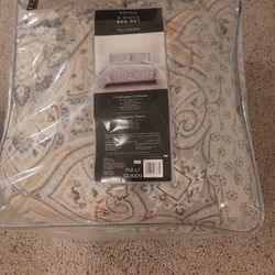 3 Piece Bed Set