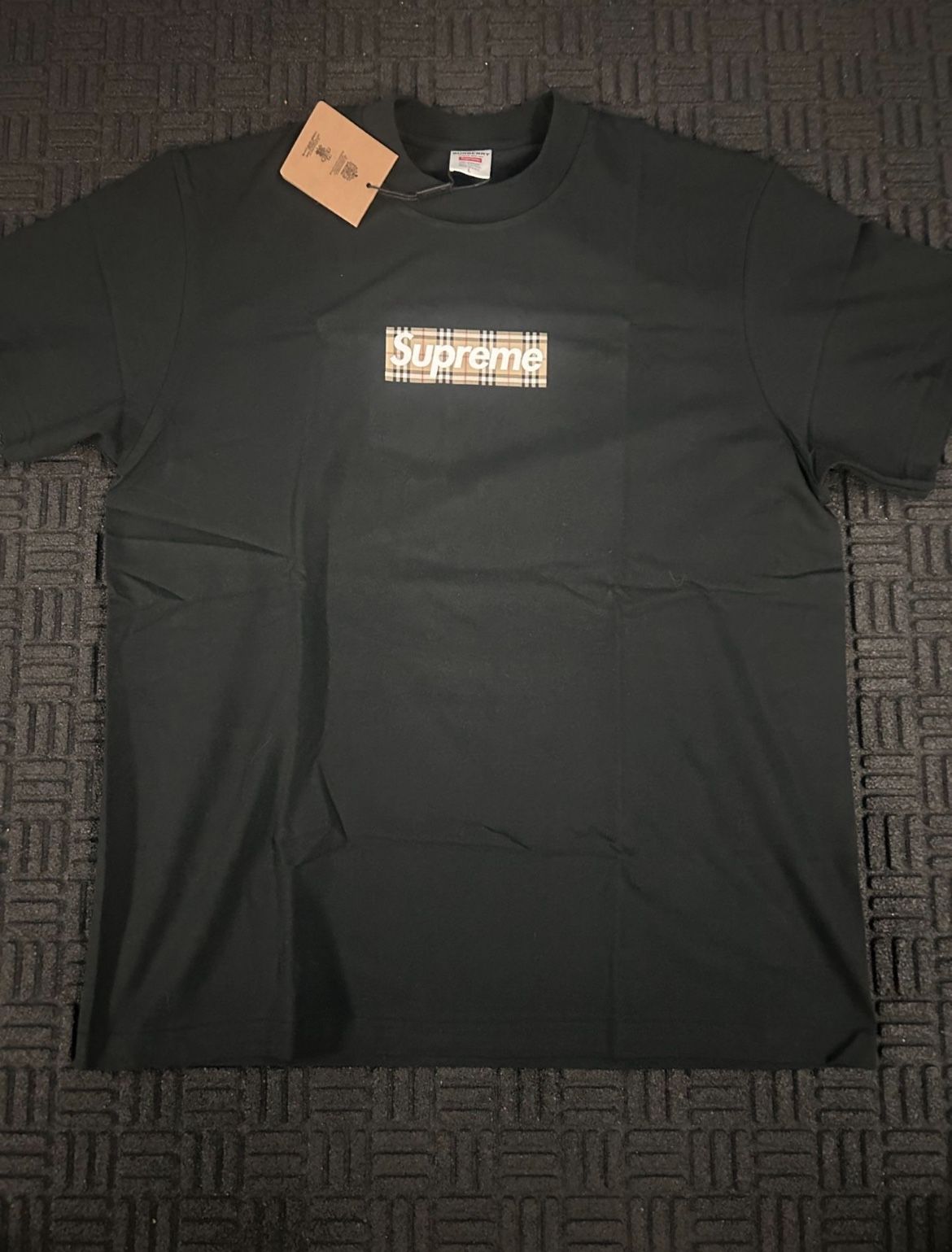 Supreme burberry shirt