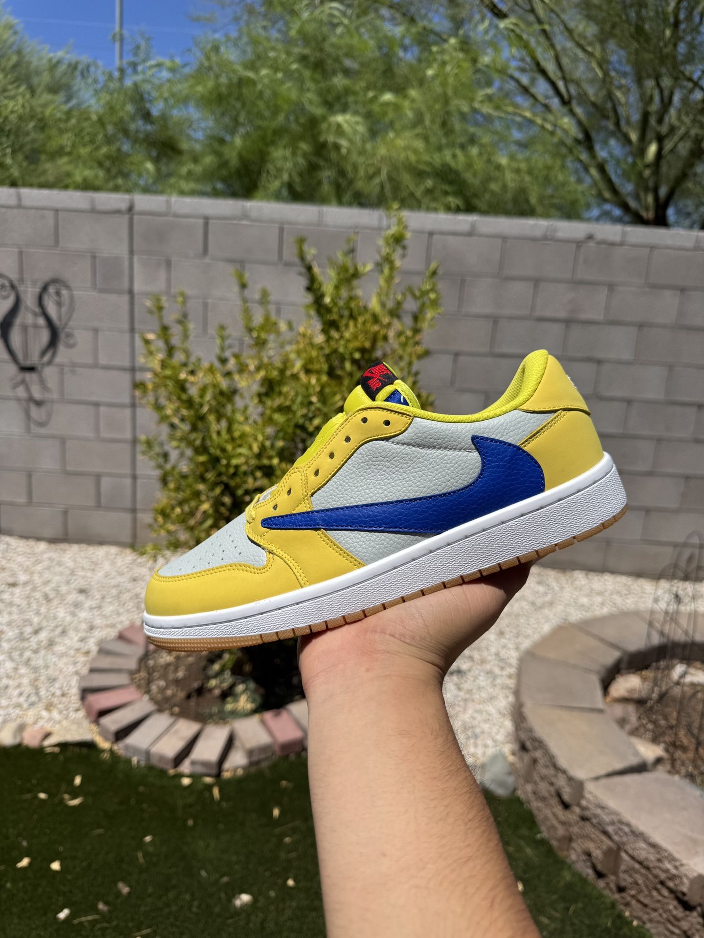 Jordan 1 Travis Scott Low Canary Yellow (Read Description)