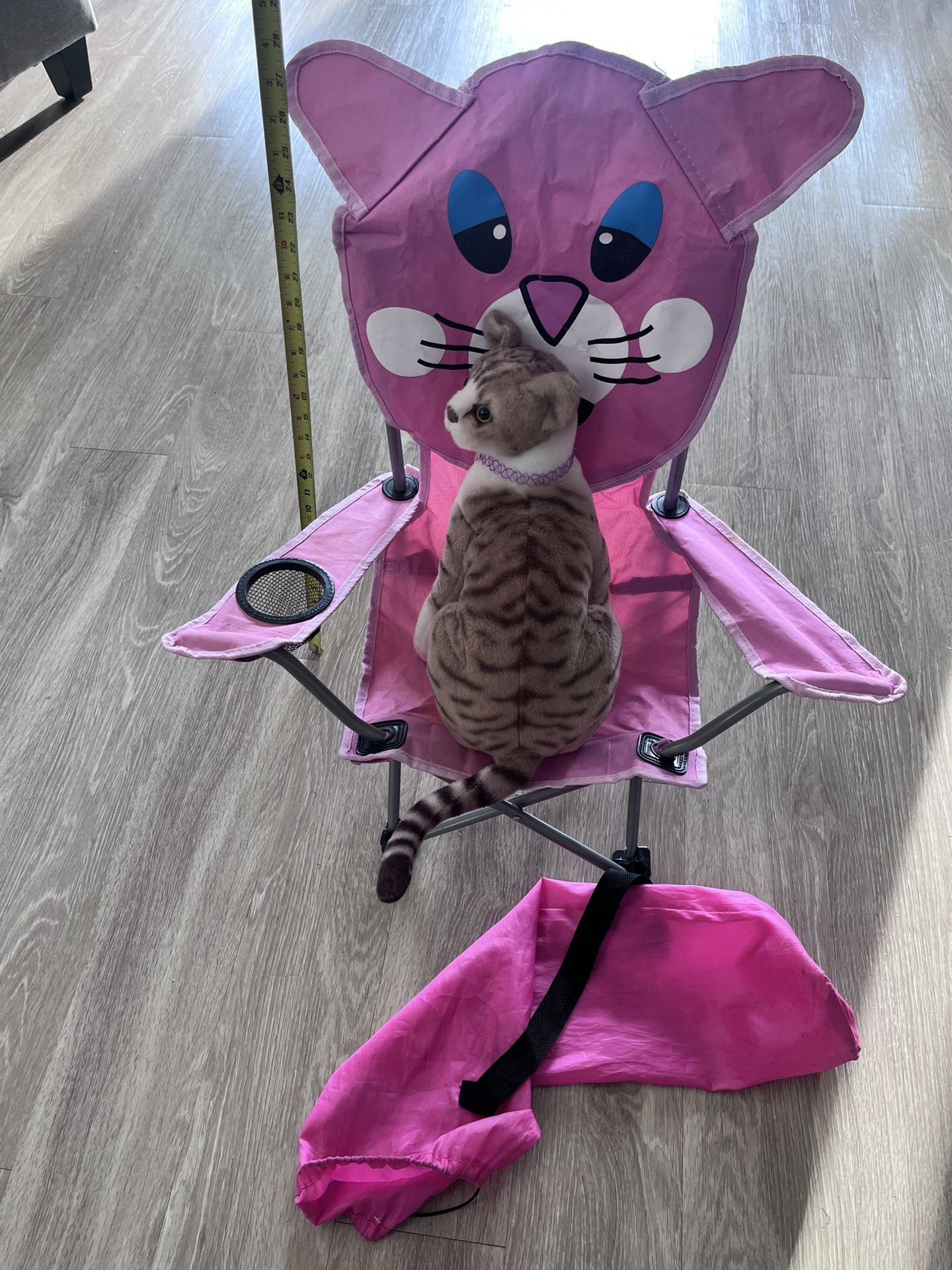 Amazing Toddler Chair - Kitty Not Included