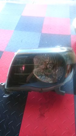 2007 Tundra headlights