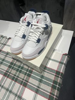 Jordan 4 Sb Navy Size 8