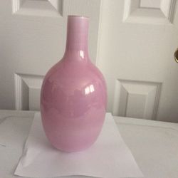  Vase Pink  Vintage Condition Like New.