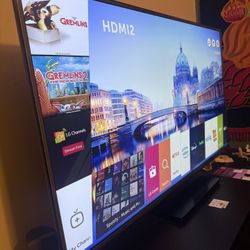 55-inch 4K LG Smart TV