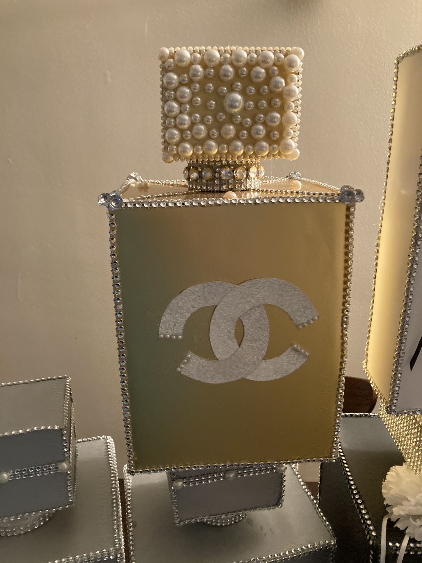 I’m selling my Chanel perfume boxes