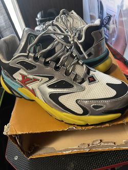 Lv Tatic Silver Sneakers 