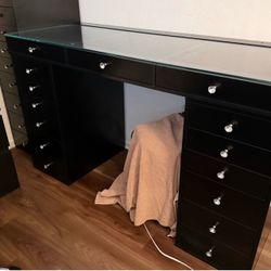 Vanity desk