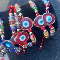Bracelets, Pulseras 