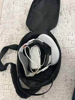 Apple Vision Pro M2 1TB | Mint | Original Accessories