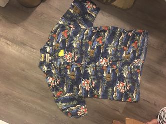 L men Hawaiian shirt