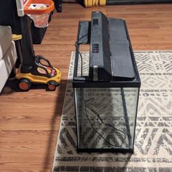 20 Gallons Aquarium With Good Included