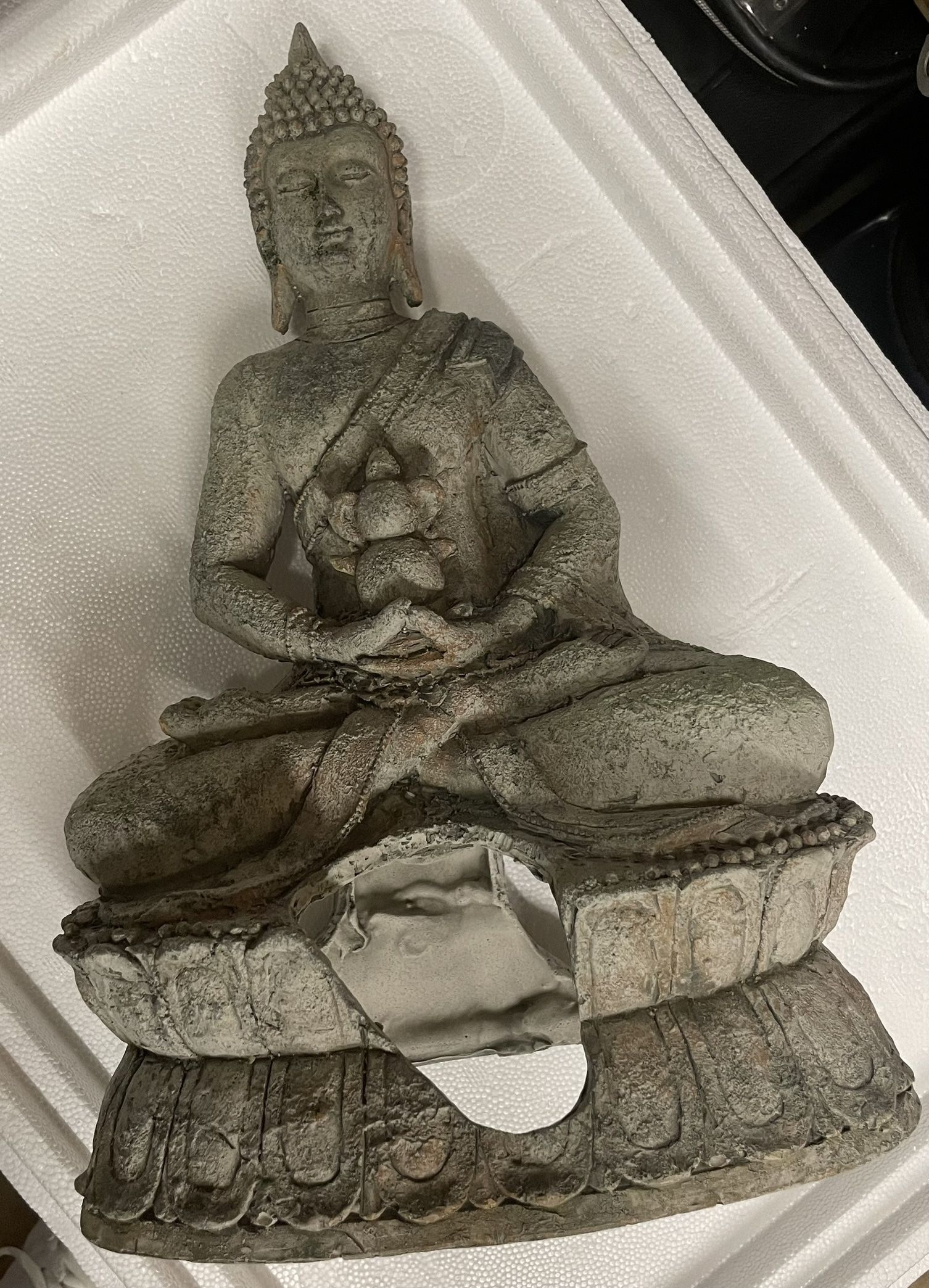 Fish Tank Statues