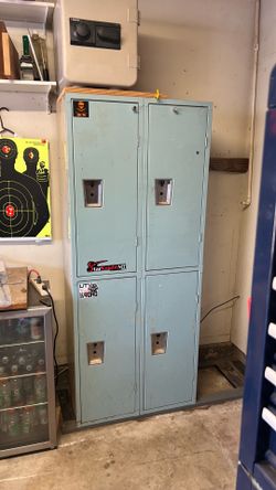 Free lockers, 6 foot tall Free lockers, 6 foot tall