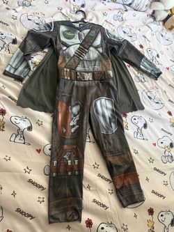 Costume
