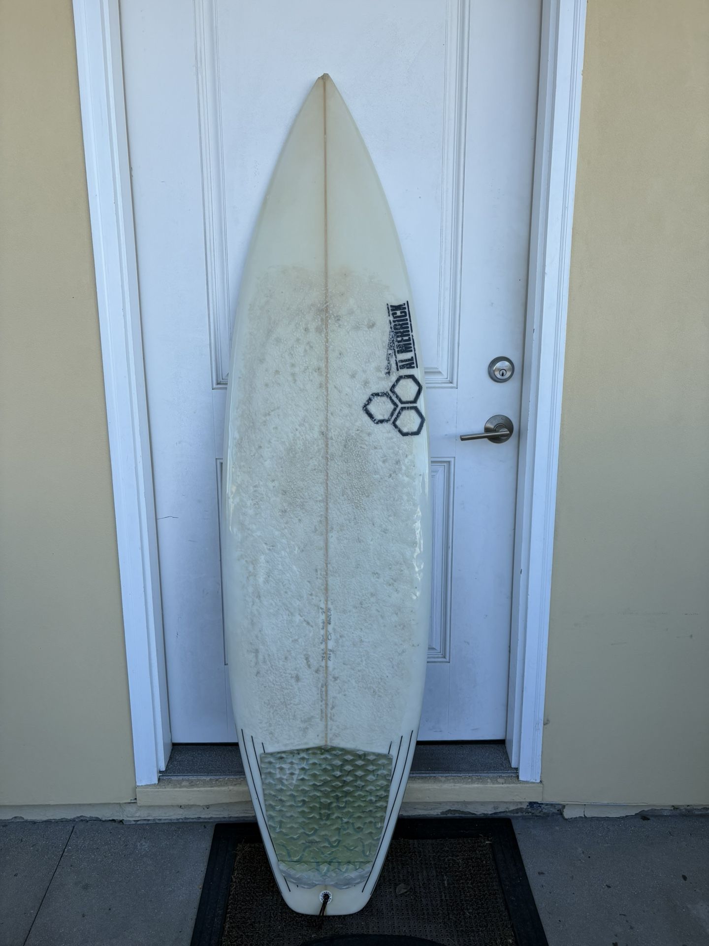 6’0 Al merrick Black/White