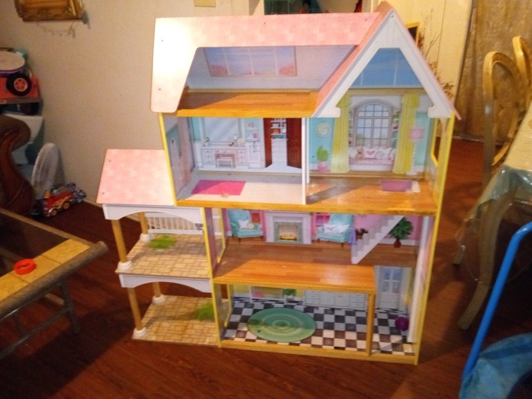 Doll House